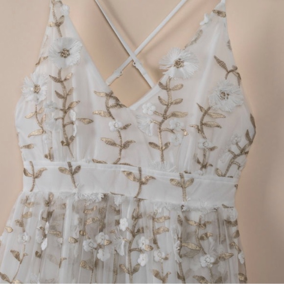 White Floral High Slit Maxi Dress - Picture 5 of 8